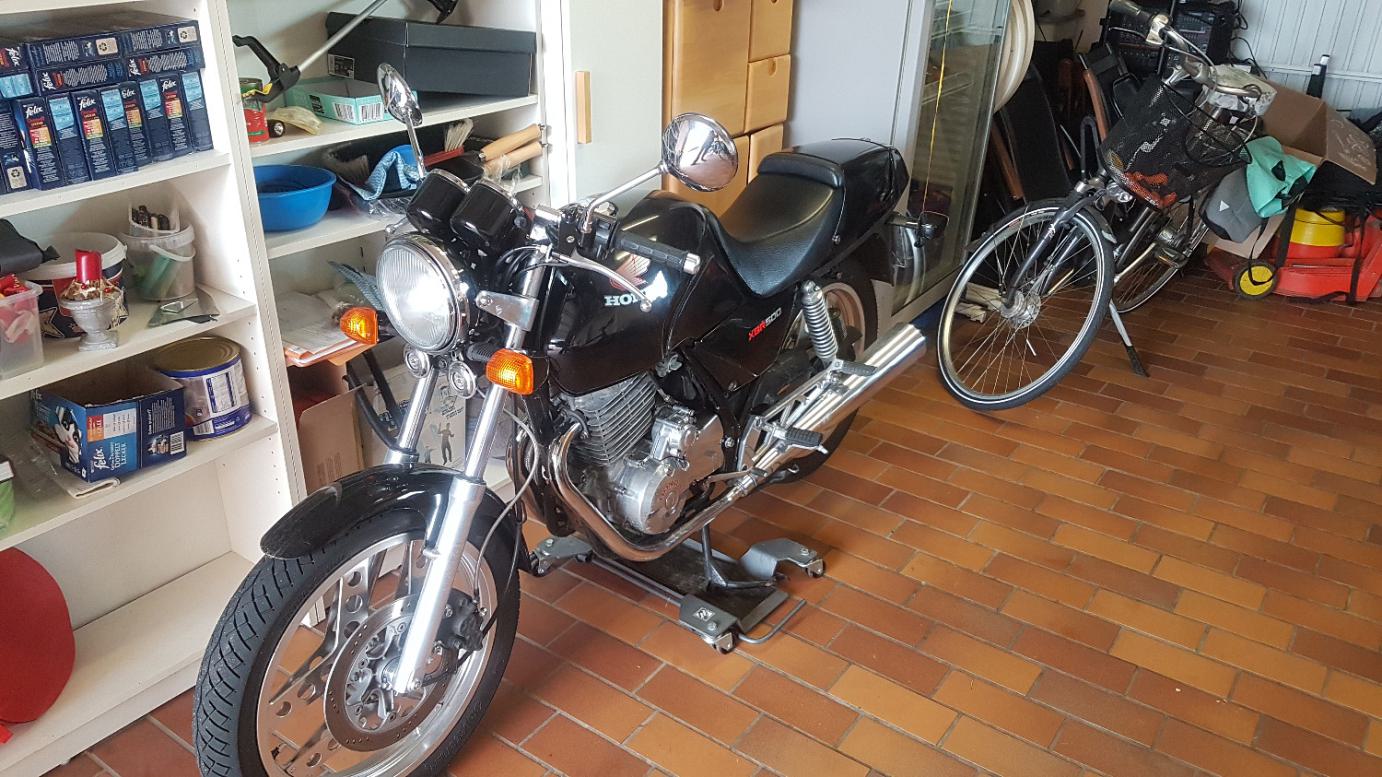 HondaXBR5002023034.jpg